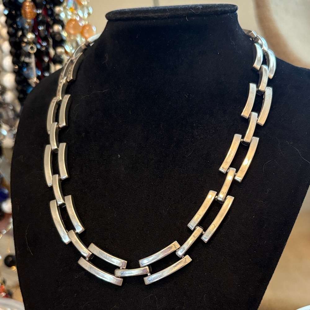 Vintage Nina Ricci Link, necklace, silver tone